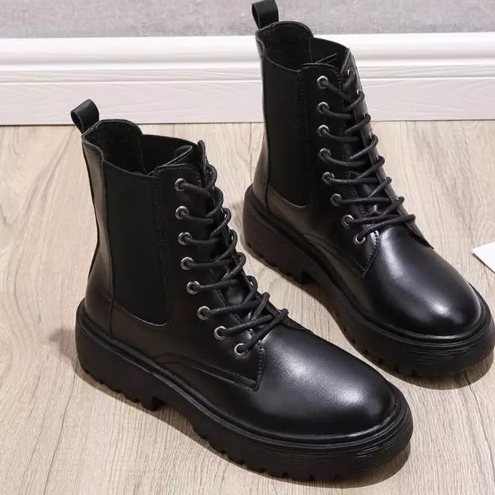 Chelsea Black Veg. Leather Combat Boots